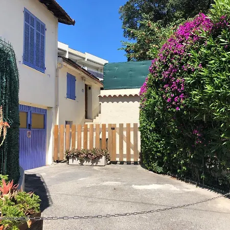 Maison Jumelee Avec Terrasse Et Parking A Ferienhaus Antibes